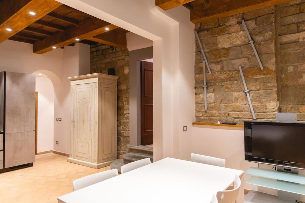 Cozy And Charmin 3Br Apartment Steps By Duomo 佛罗伦萨 外观 照片